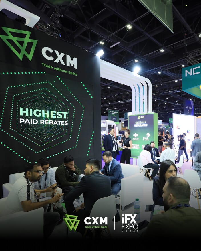 Booth CXM "Highest Paid Rebates" di iFX Expo